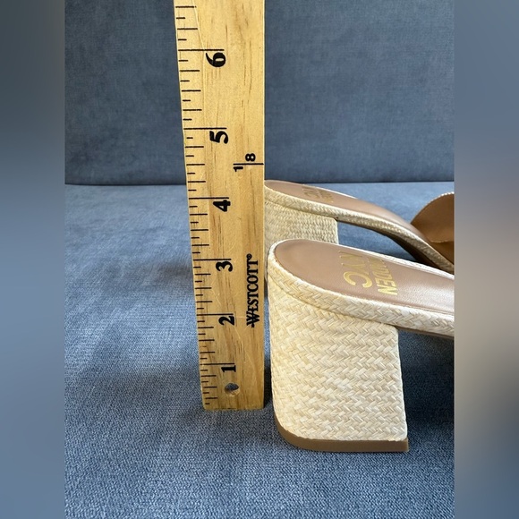 Madden NYC Block Heel Slip On Sandals Woman’s SZ 9 Cream Textured Beaded New - Picture 11 of 13